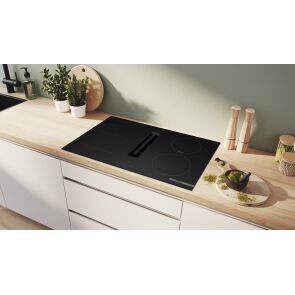 plyta indukcyjna zintegrowana z okapem bosch serie 4 pvs81ab16e aranzacja